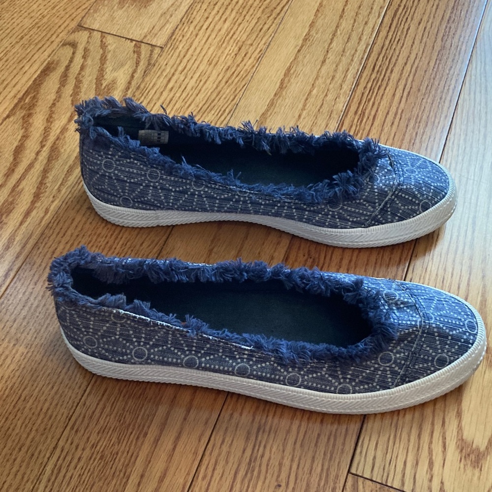 Rocket Dog Stylish Blue Patterned Women's slip on casual shoes